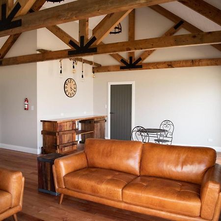 The Salty Bushman B&B Kaka Point Exterior foto